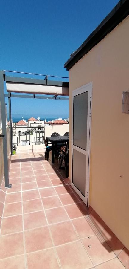 Chilly Apartment - Sunny Rooftop Terrace With Ocean View Кальяо-Сальвахе Экстерьер фото